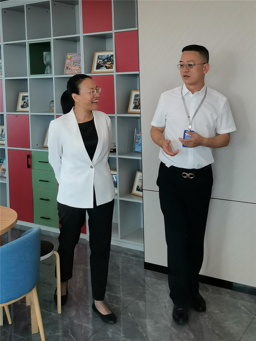 区向导莅临指导，，相助助力自贸港